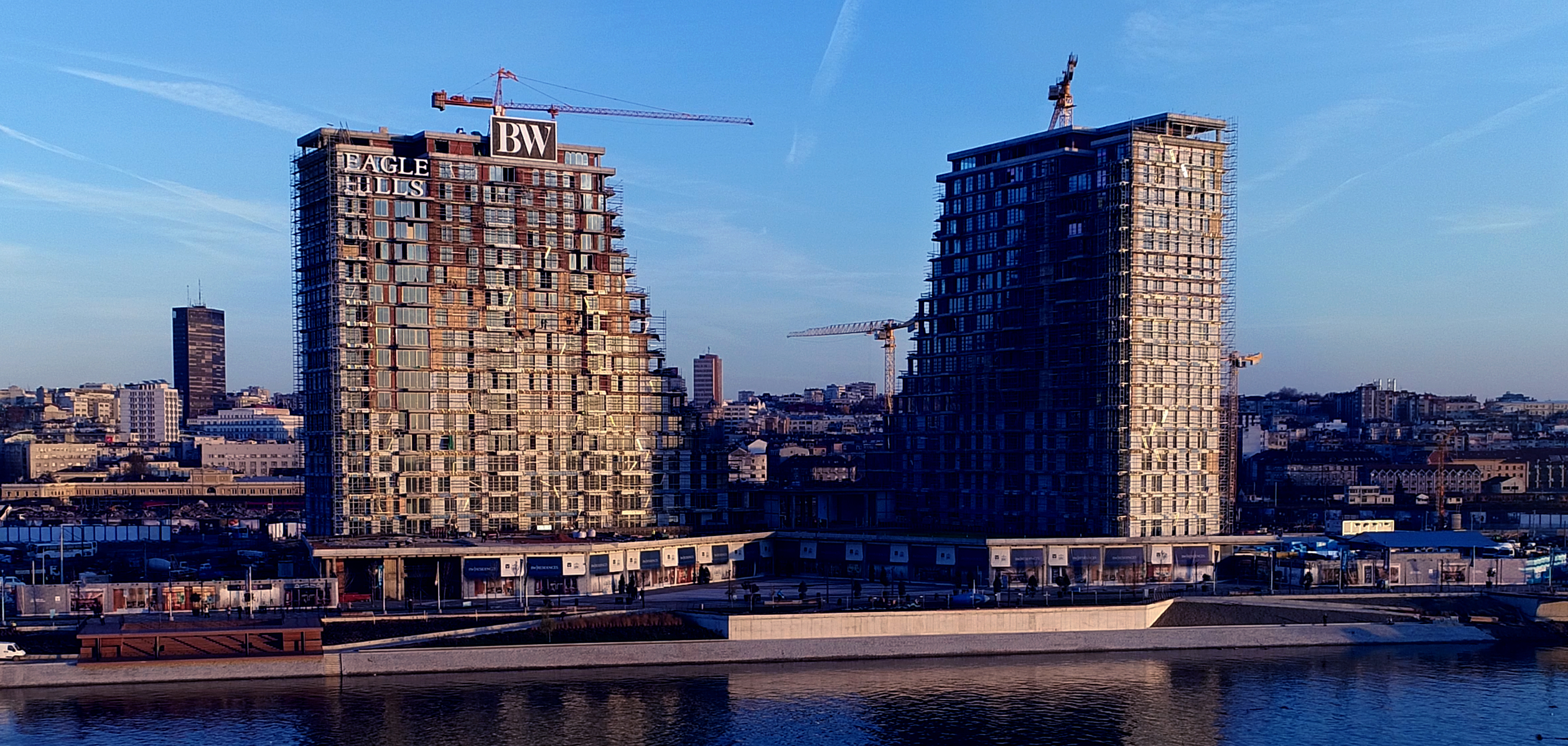 belgrade-waterfront-zgrade.jpg